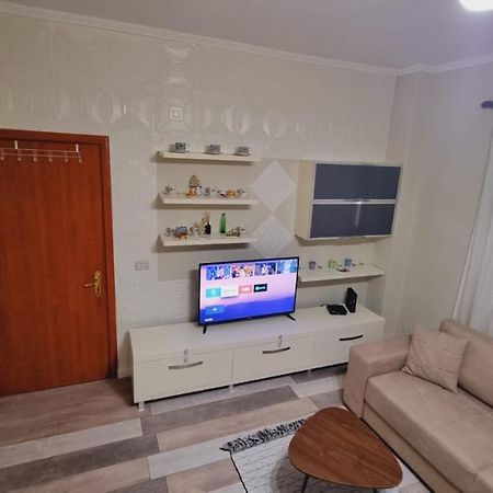 Liqeni Thate, Tirane Apartment Exterior photo