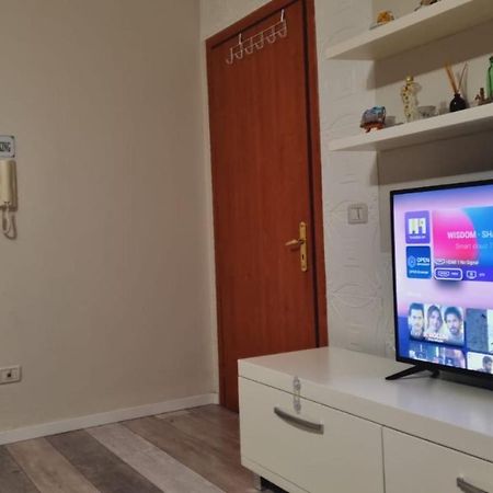 Liqeni Thate, Tirane Apartment Exterior photo